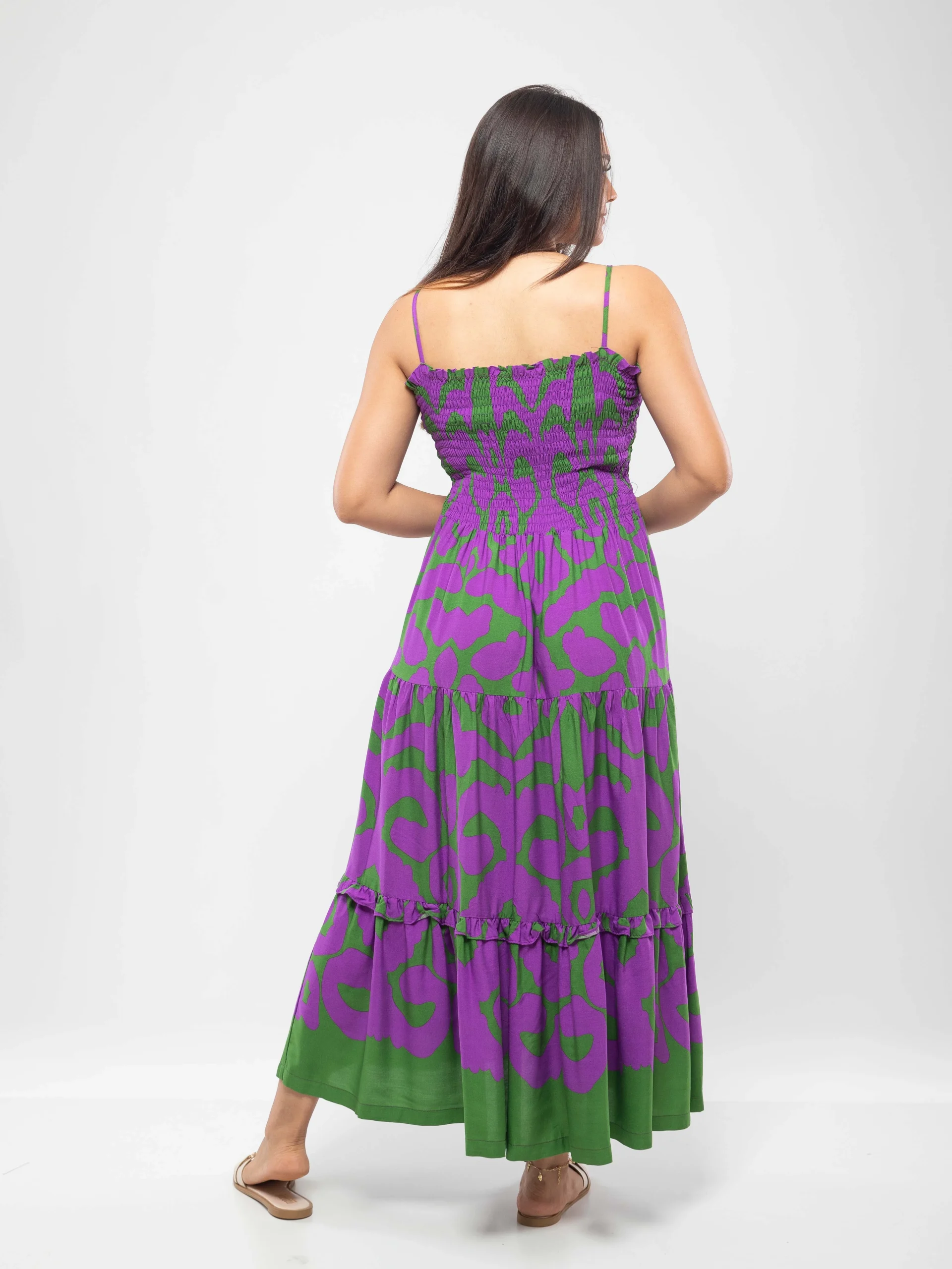 ROBE À BRETELLES AVEC SMOCK