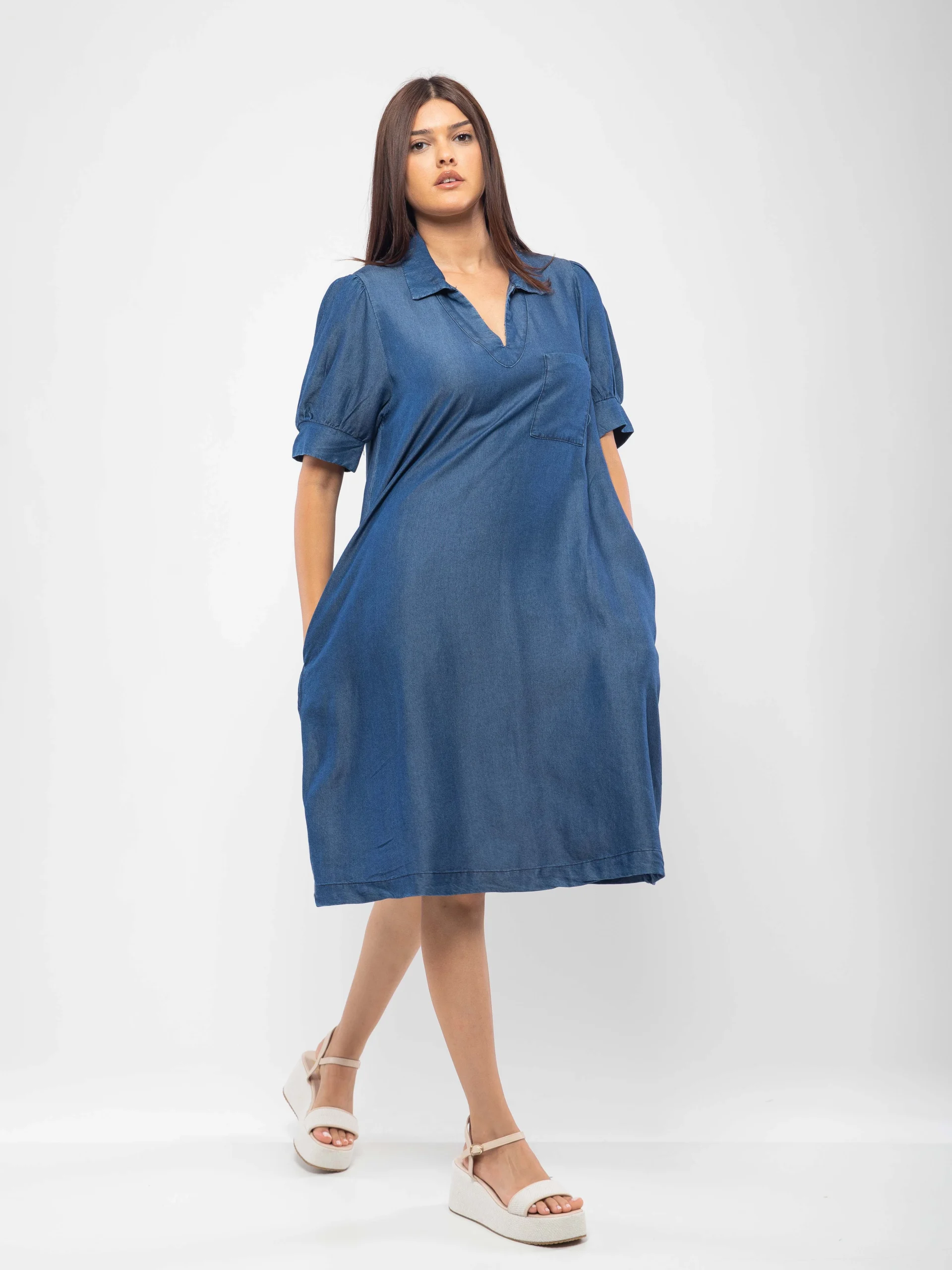 ROBE TENCEL LÉGÈRE À COL V ET MANCHES BALLON