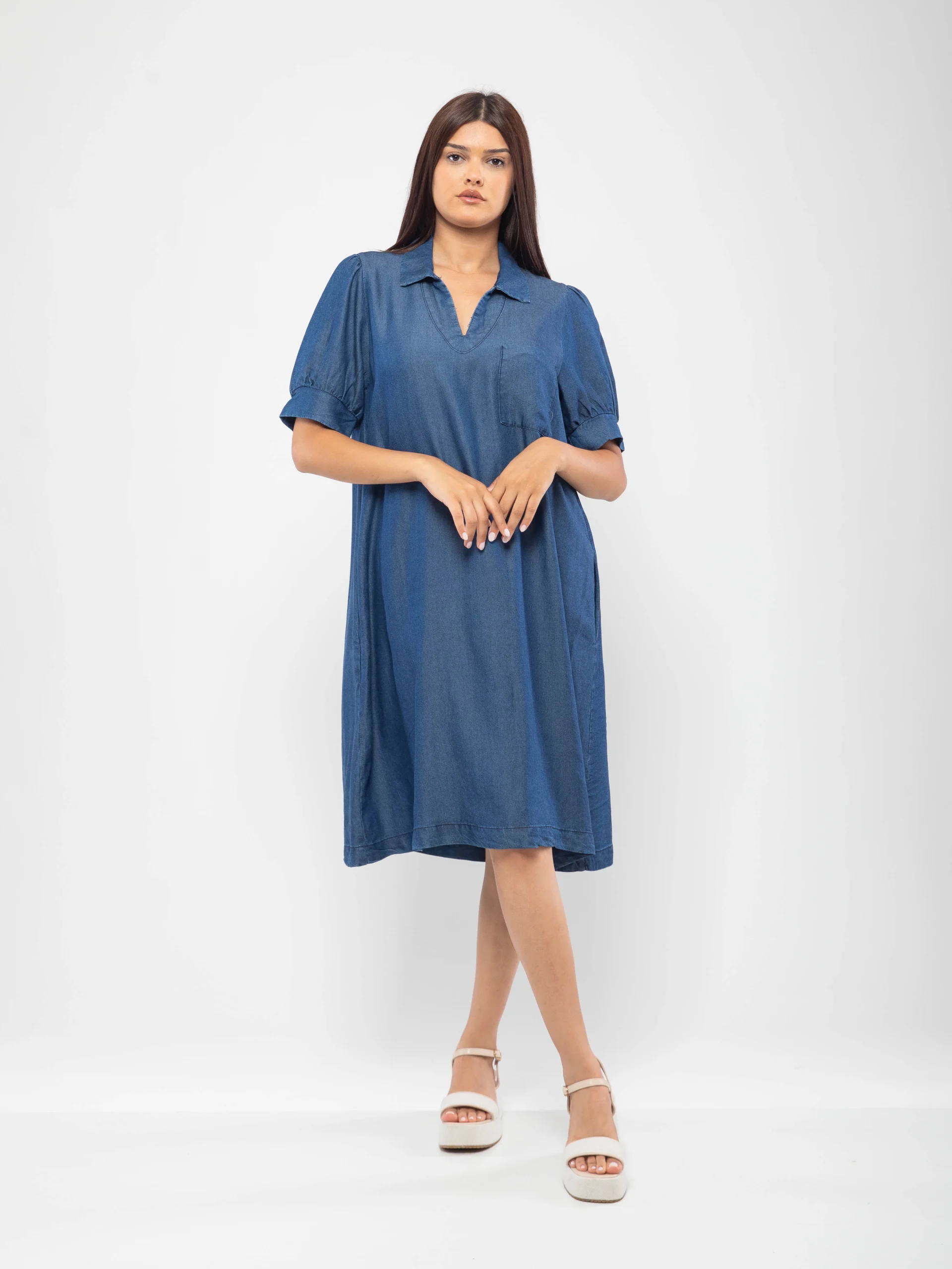 ROBE TENCEL LÉGÈRE À COL V ET MANCHES BALLON