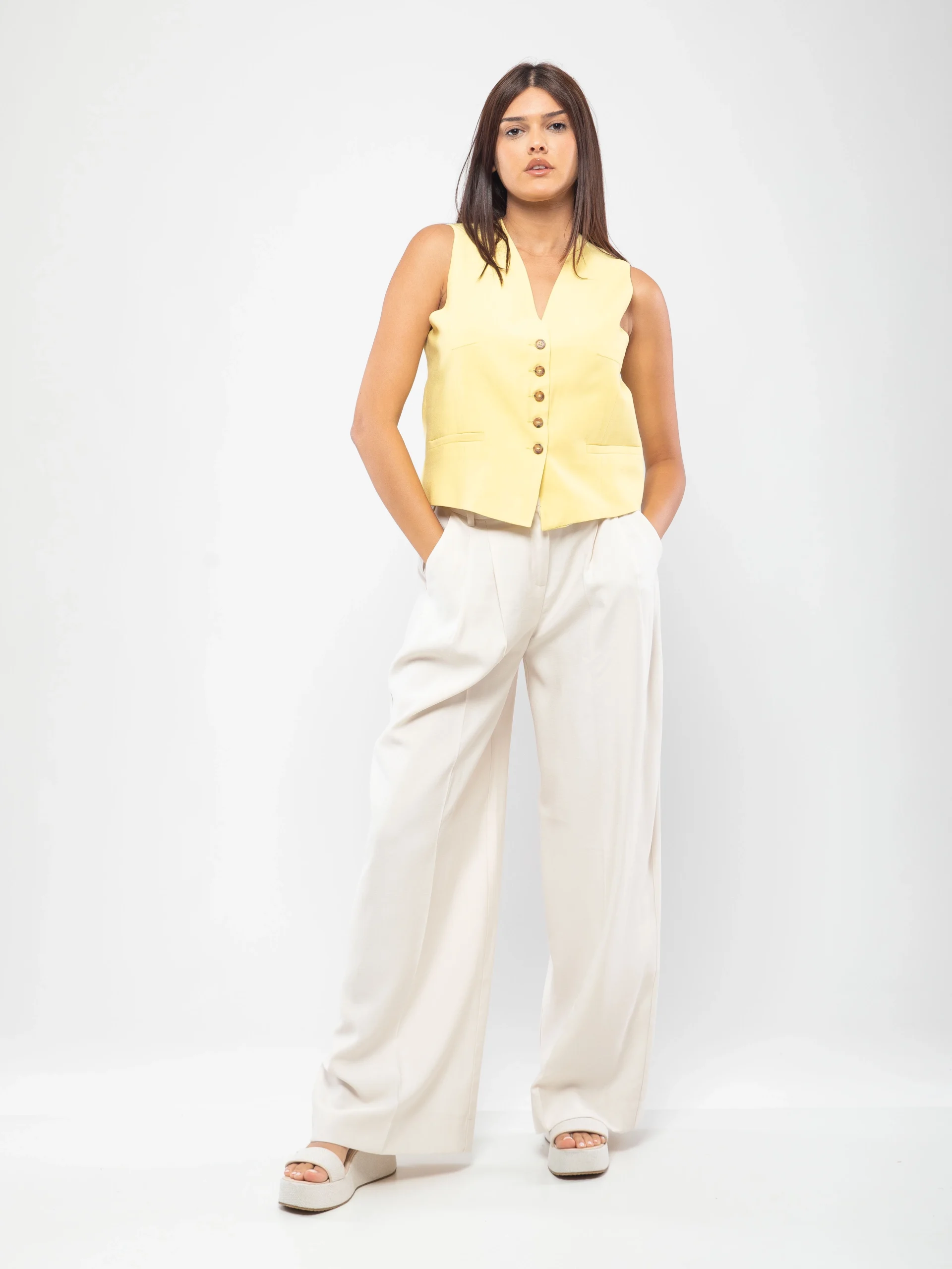 PANTALON LARGE À TAILLE HAUTE AVEC PINCES