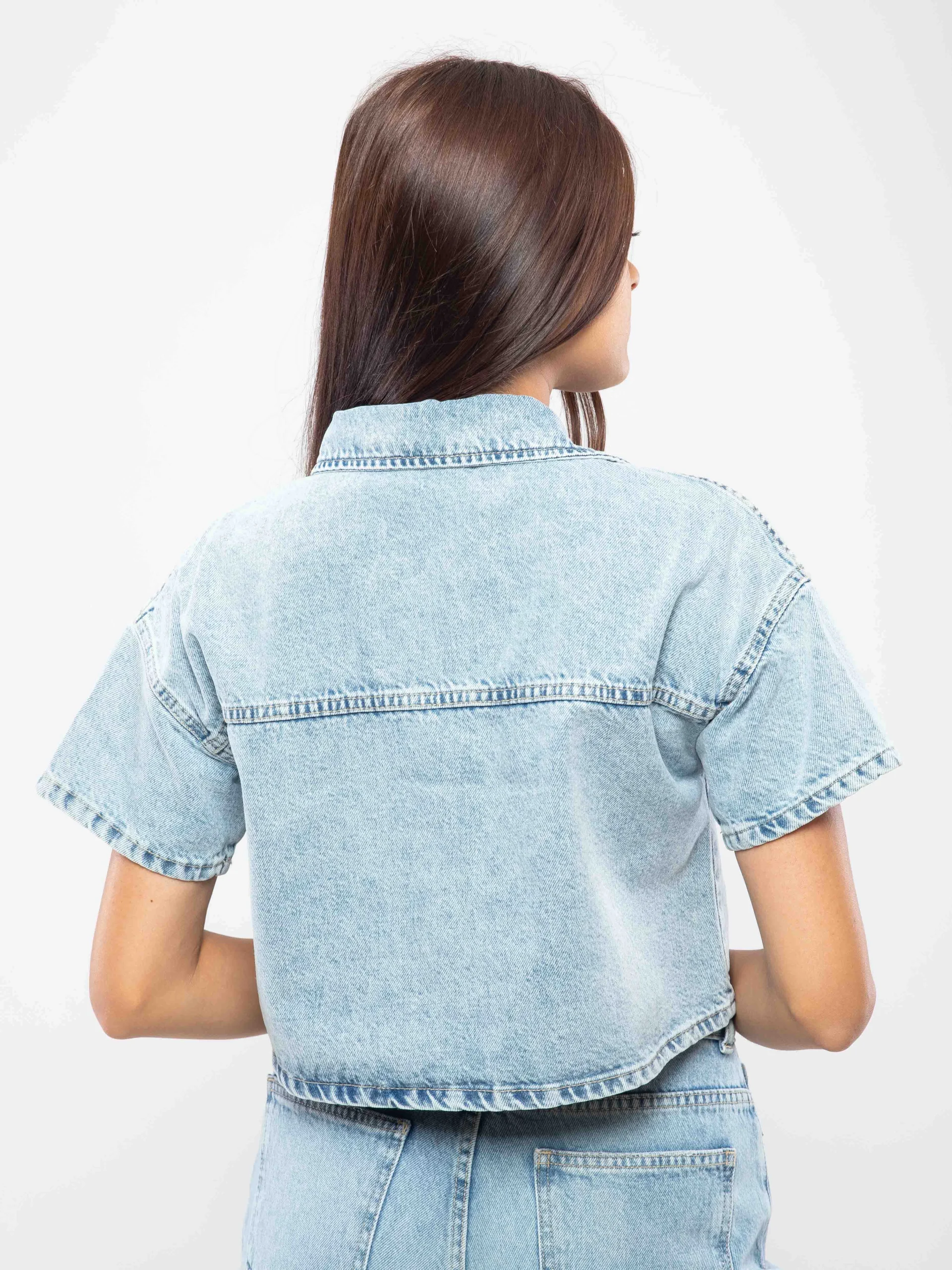 CHEMISE JEANS À COUPE AMPLE À MANCHES COURTES ET COL CLASSIQUE