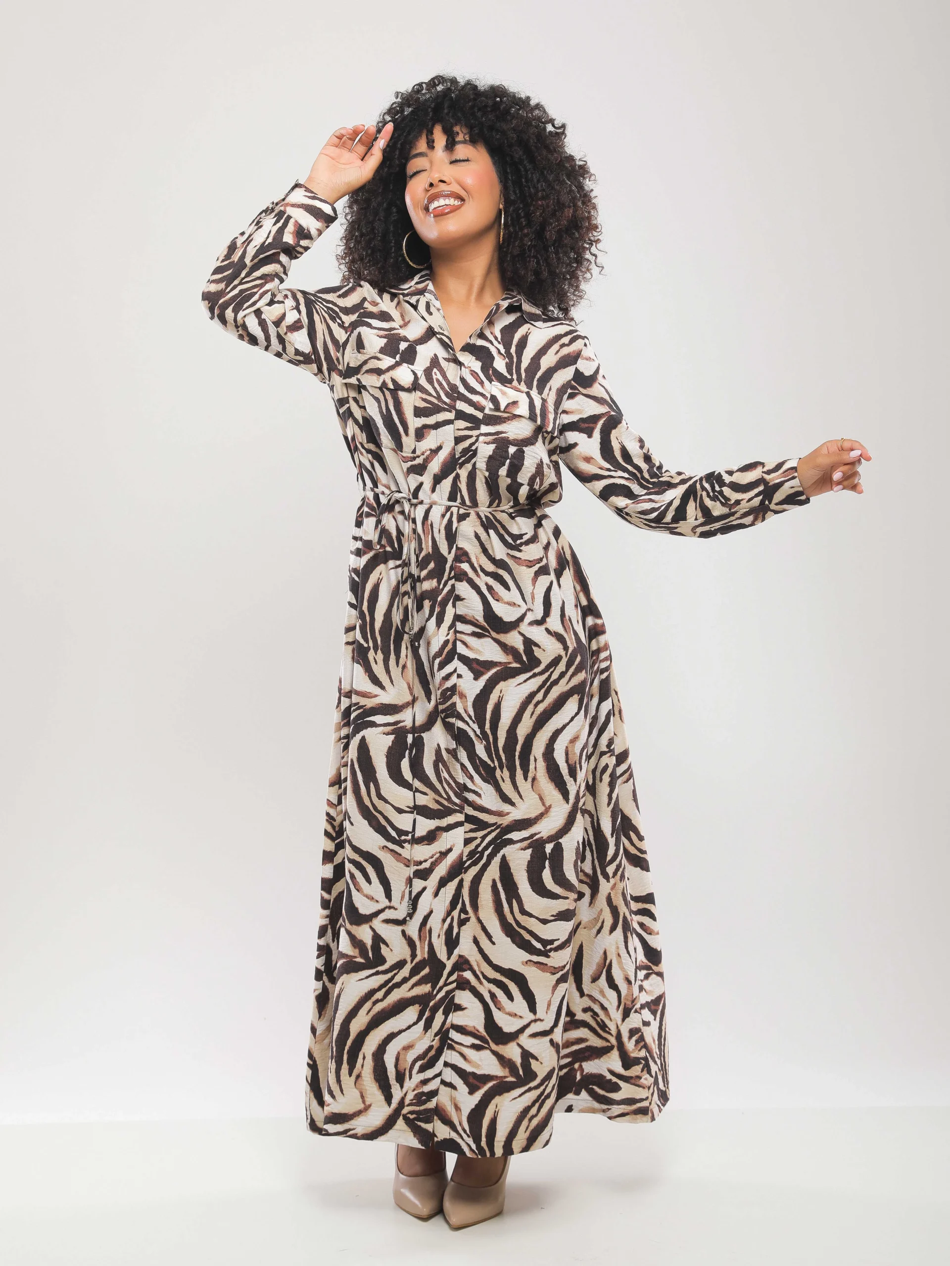ROBE CHEMISE LONGUE CEINTURÉE