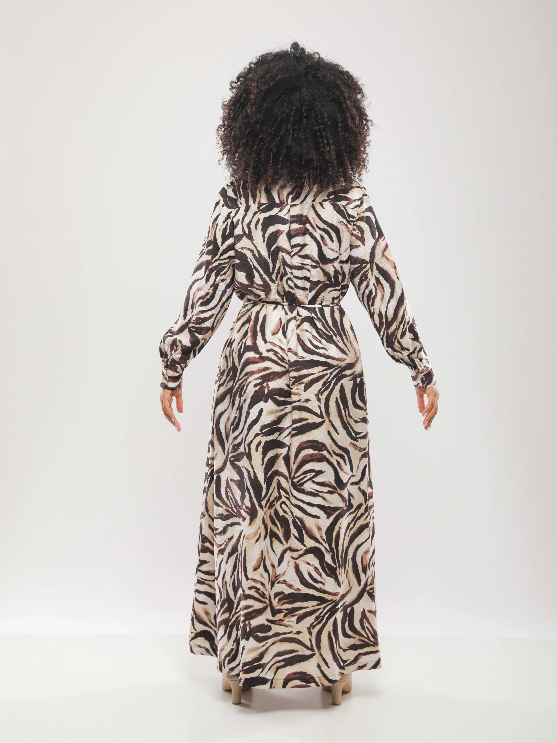 ROBE CHEMISE LONGUE CEINTURÉE