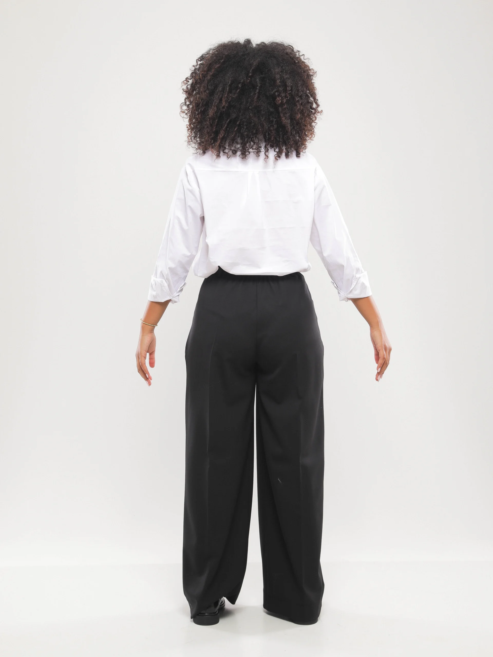 PANTALON LARGE À TAILLE HAUTE AVEC PINCES