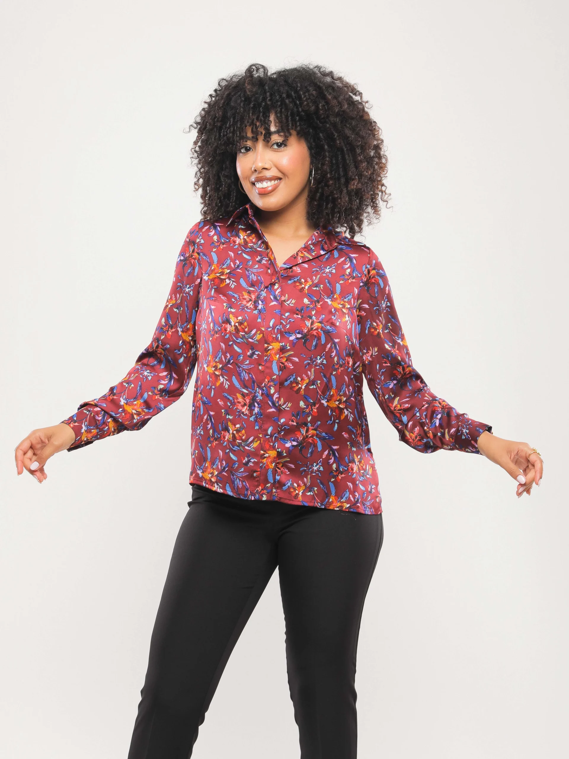 CHEMISE FLORALE À COUPE DROITE