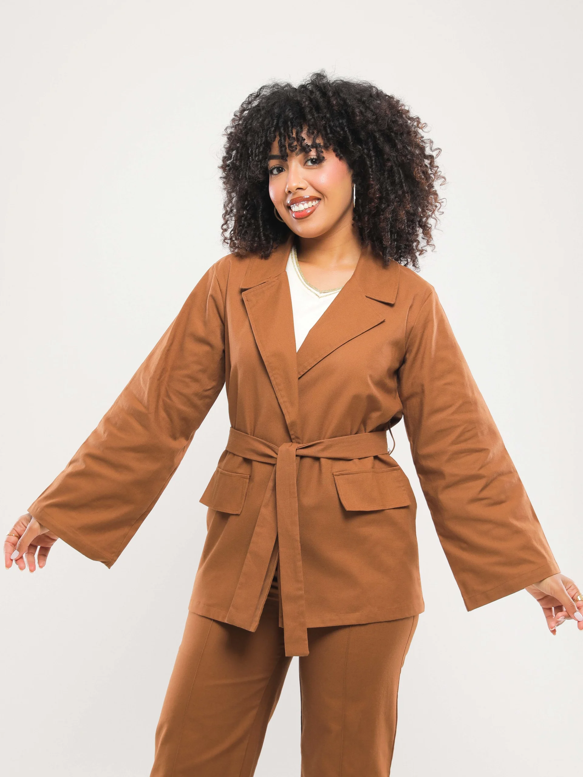 CHEMISE-VESTE À CEINTURE
