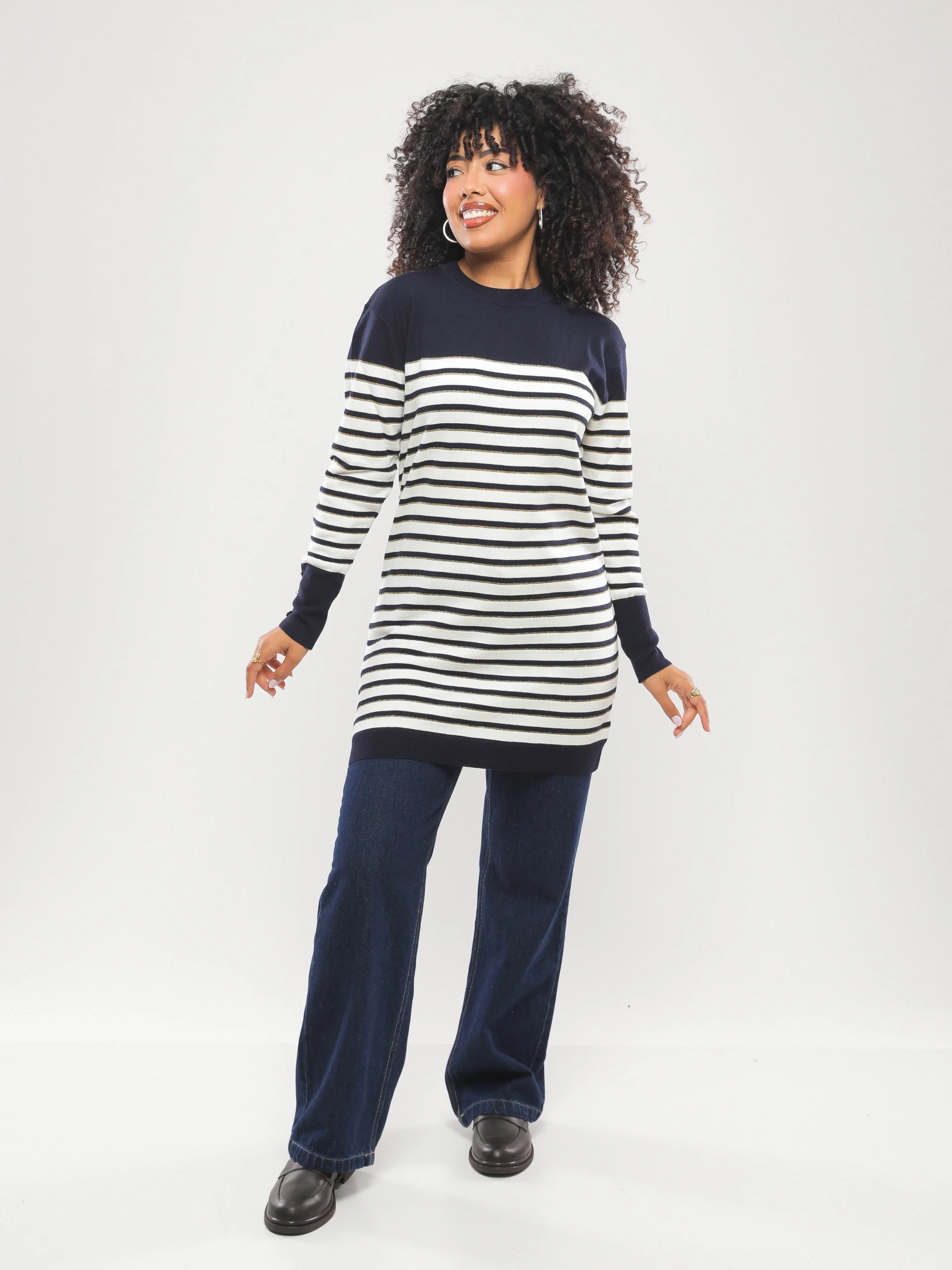 PULL RAYÉ À COUPE AJUSTÉE