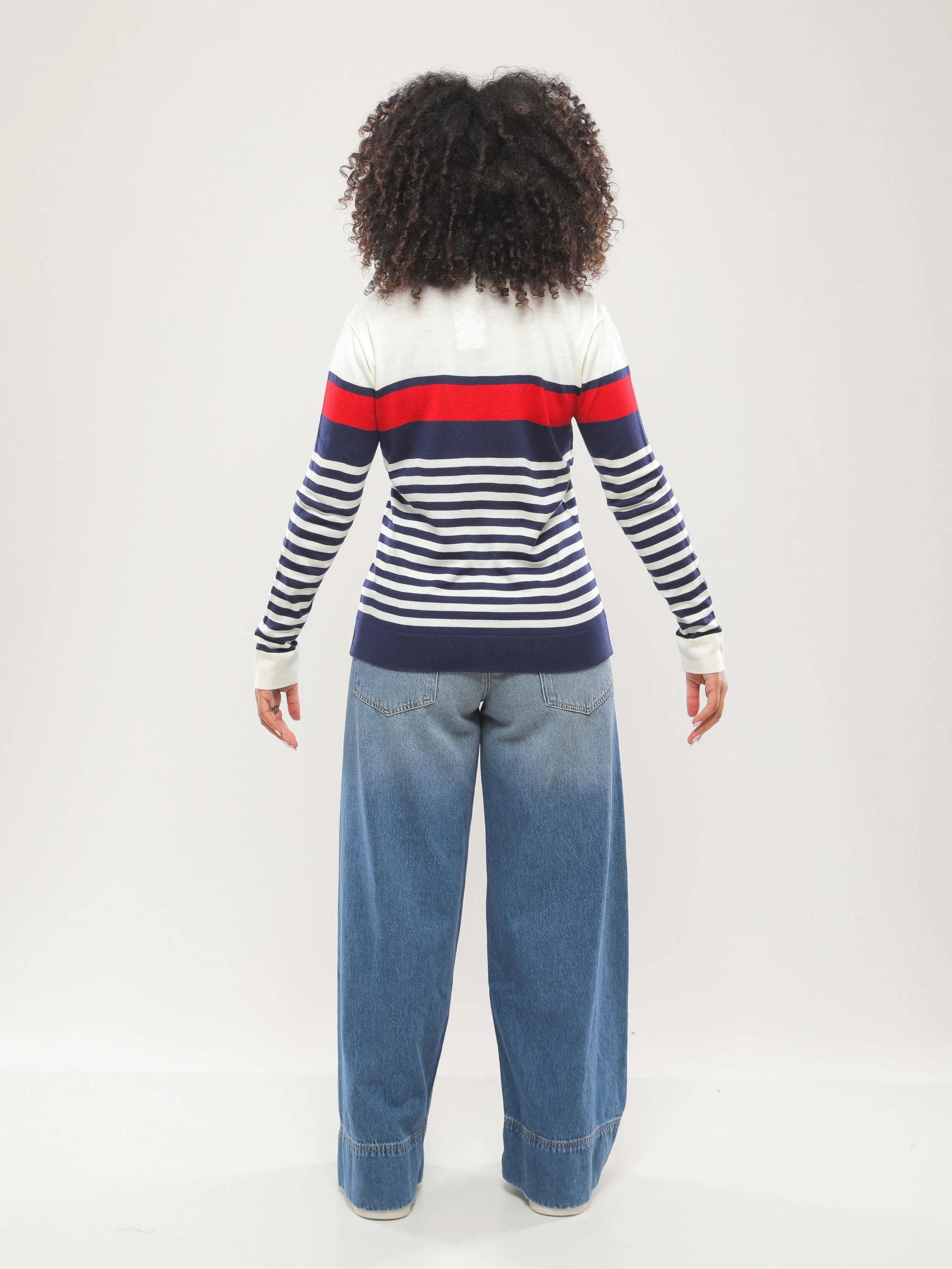 PULL RAYÉ À COUPE AJUSTÉE